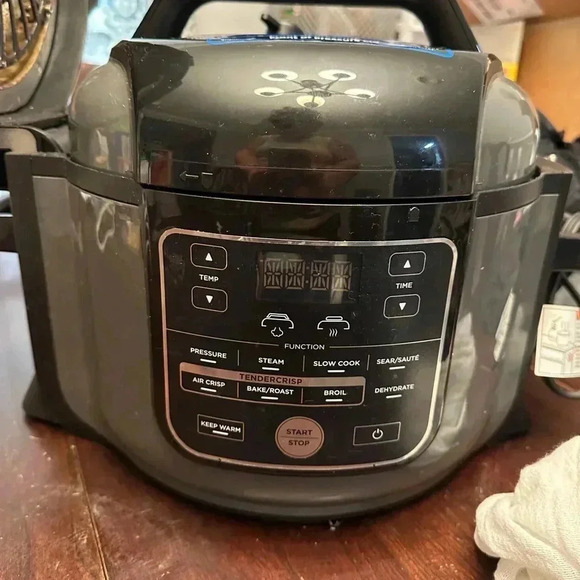 ninja foodi pressure cooker - Picture 2 of 13